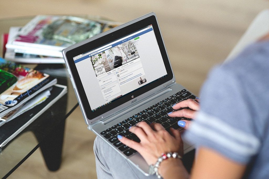Comment les IA gratuites transforment-elles notre quotidien ?